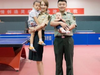 奥运冠军王皓妻子跳舞视频走红，家庭幸福的另一种表达