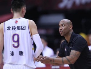 CBA球员年薪排名2026，顶级球星收入格局大洗牌，亿元时代全面开启