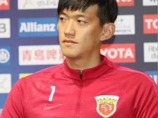 门将适合什么足球鞋？专业守门员装备选择指南