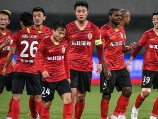 亚冠最新比赛结果，中超三队悲喜交加，泰山主场险胜，海港告捷，浙江遗憾出局