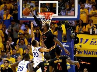 重温巅峰对决，NBA总决赛全场录像回放，那些永不褪色的经典瞬间