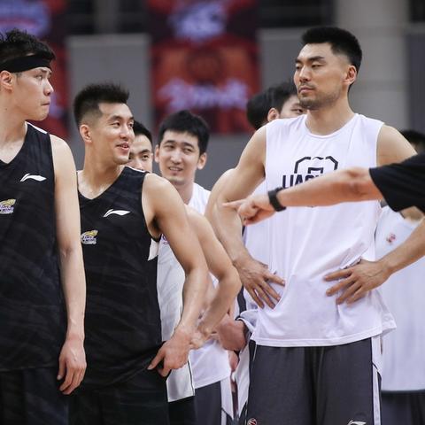 郭艾伦什么时候进的CBA?从少年天才到辽篮灵魂的篮球之路 郭艾伦什么时候进的CBA?从少年天才到辽篮灵魂的篮球之路