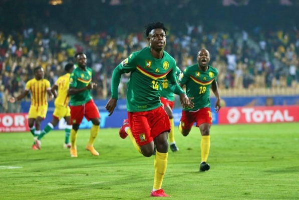 雄狮之心，喀麦隆足球队的荣耀、坚韧与非洲足球的骄傲