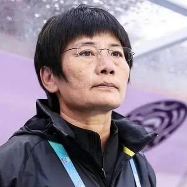 铿锵玫瑰再绽芳华，中国女足2026年首夺世界冠军，梦想照进现实