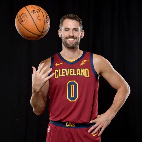 最新NBA前十大巨星排名,现役与传奇的巅峰对决 最新NBA前十大巨星排名,现役与传奇的巅峰对决