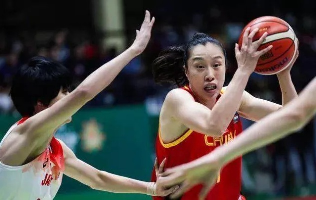 渡嘉敷来梦的WNBA征程，日本女篮传奇在最高舞台上的闪光与挑战